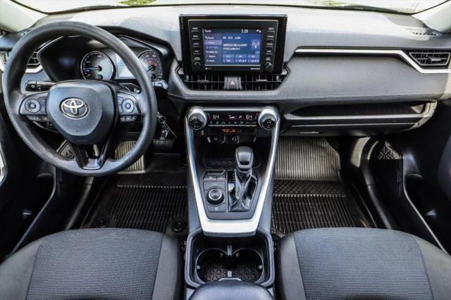 2022 Toyota RAV4 Hybrid LE