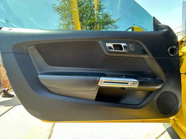 2015 Ford Mustang V6