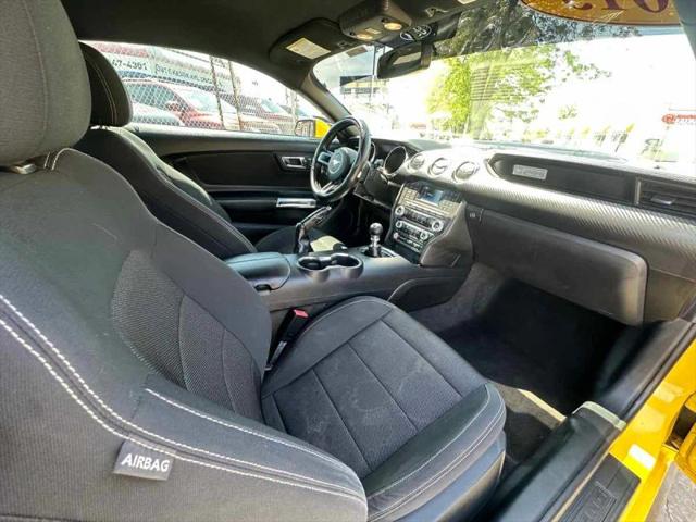 2015 Ford Mustang V6