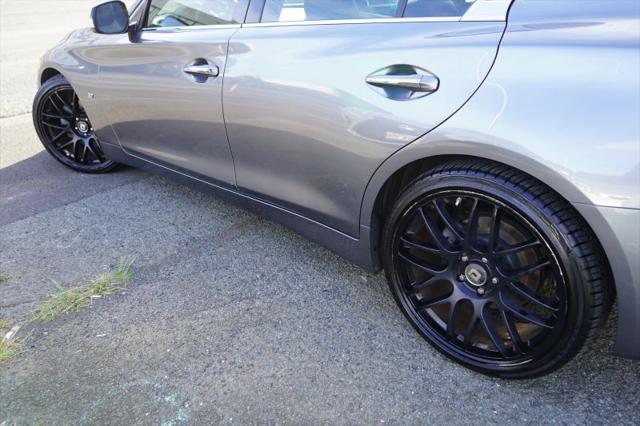 2015 INFINITI Q50 Premium