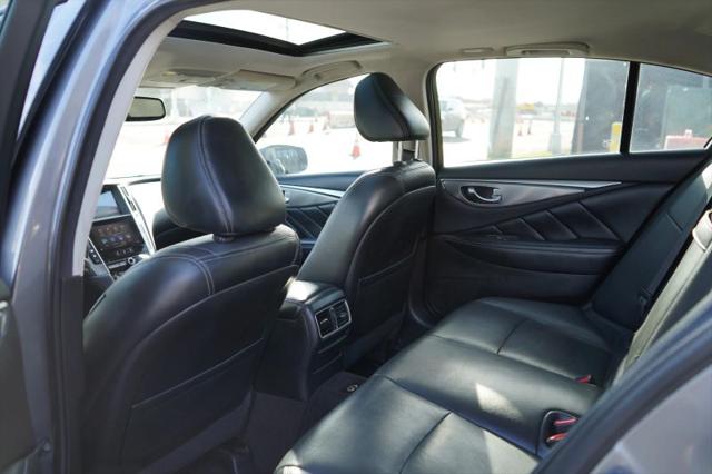 2015 INFINITI Q50 Premium