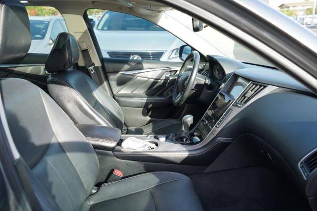 2015 INFINITI Q50 Premium