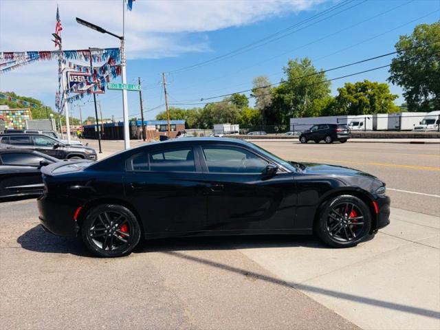 2019 Dodge Charger SXT AWD