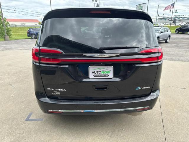 2022 Chrysler Pacifica Hybrid Touring L