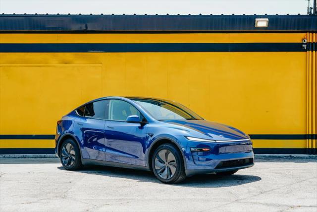 2026 Tesla Model Y Base