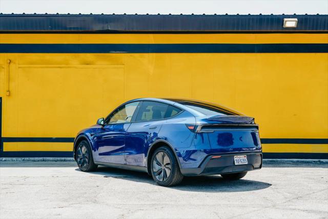 2026 Tesla Model Y Base