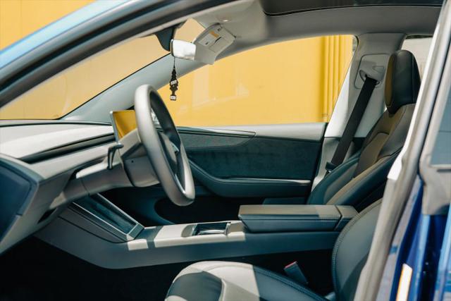 2026 Tesla Model Y Base