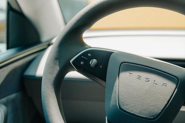 2026 Tesla Model Y Base