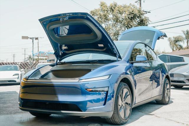 2026 Tesla Model Y Base