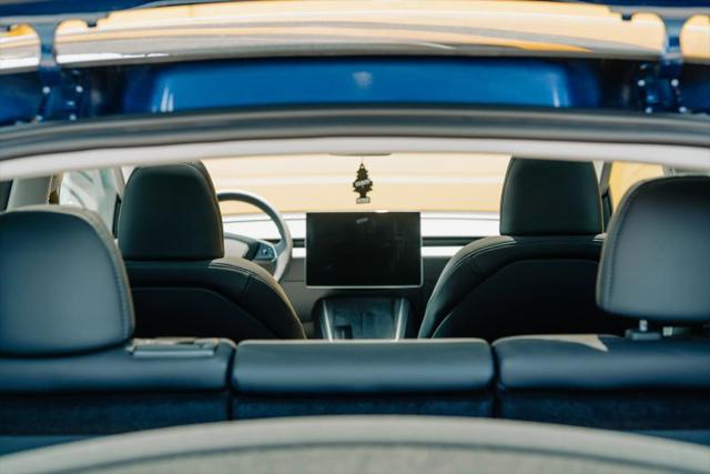 2026 Tesla Model Y Base