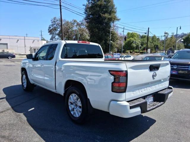 2023 Nissan Frontier King Cab SV 4x2