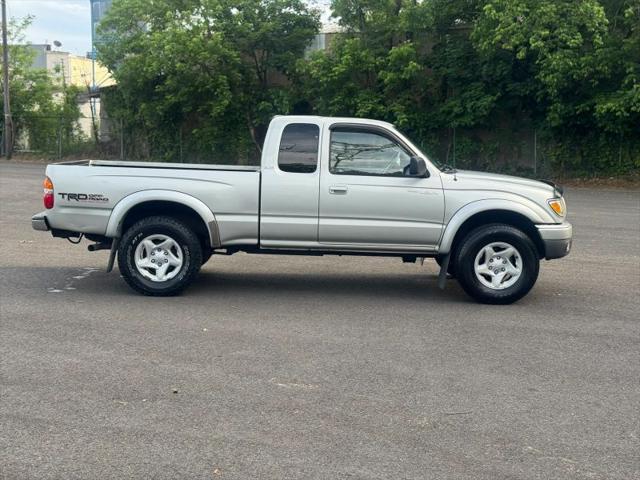 2002 Toyota Tacoma Base V6