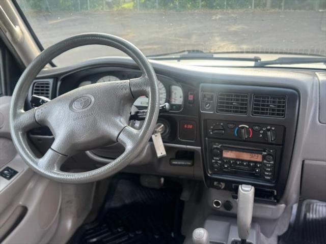 2002 Toyota Tacoma Base V6