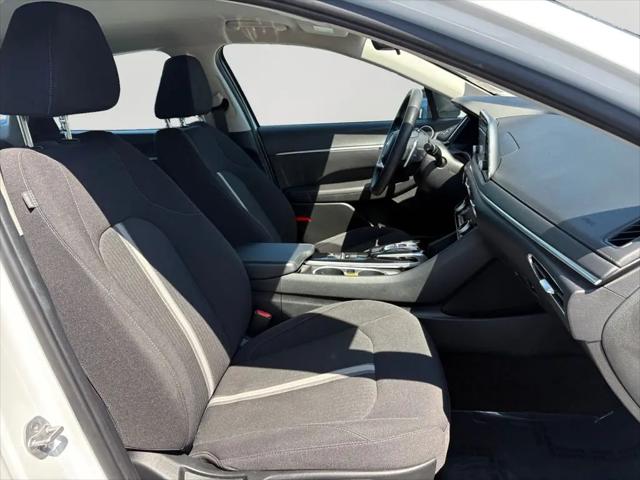 2023 Hyundai Sonata Hybrid Blue