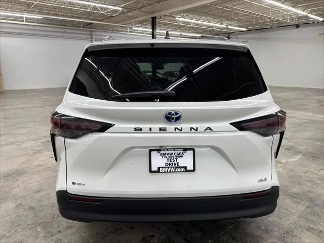 2025 Toyota Sienna XLE