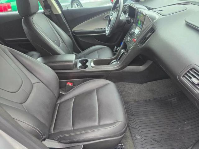 2013 Chevrolet Volt Base
