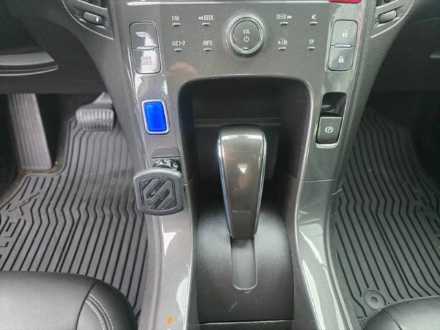 2013 Chevrolet Volt Base