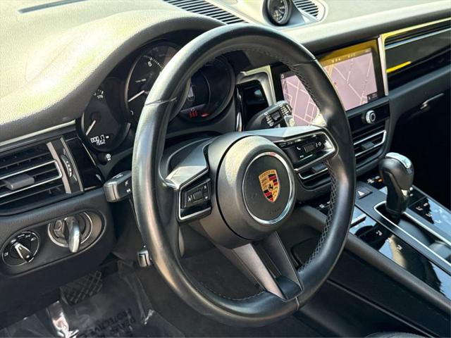 2022 Porsche Macan Base