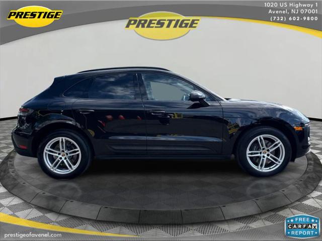 2022 Porsche Macan Base