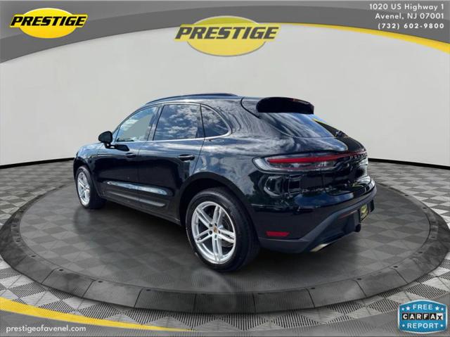 2022 Porsche Macan Base