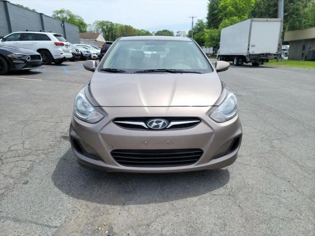 2012 Hyundai Accent GLS