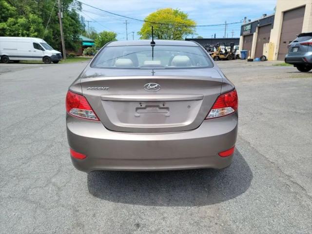 2012 Hyundai Accent GLS