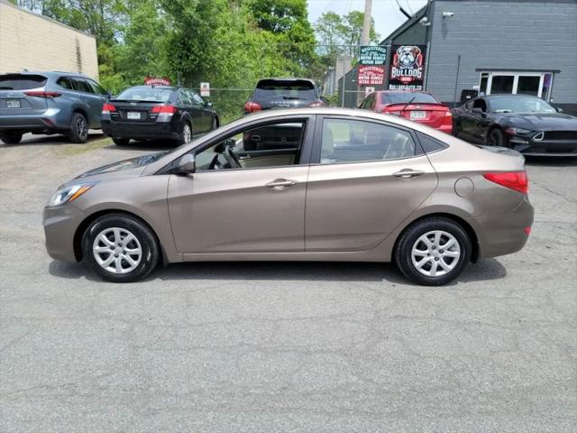 2012 Hyundai Accent GLS