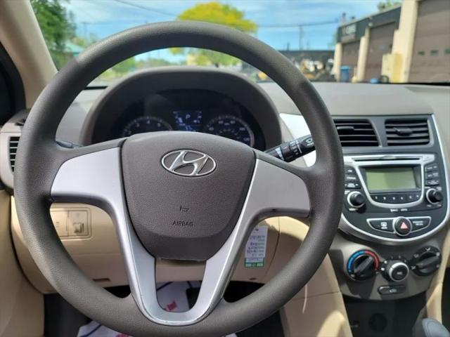 2012 Hyundai Accent GLS