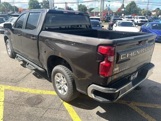 2021 Chevrolet Silverado 1500 2WD Crew Cab Short Bed LT