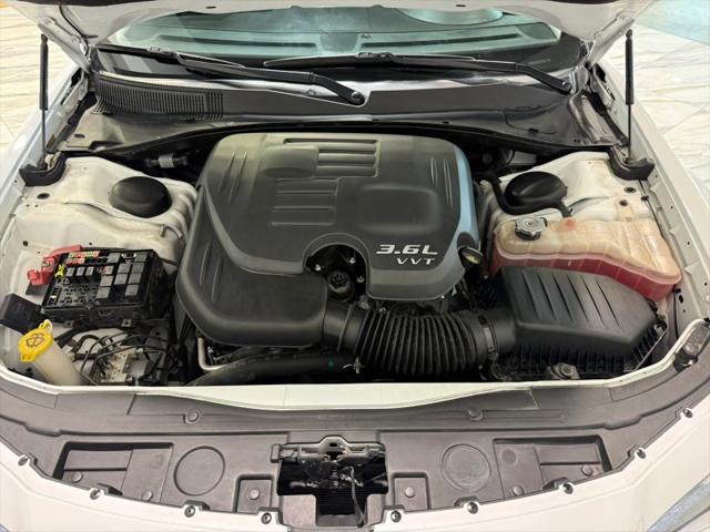 2023 Chrysler 300 Touring L