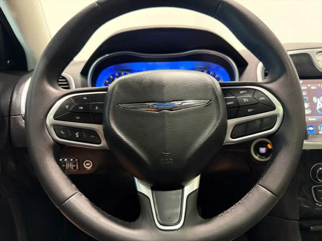 2023 Chrysler 300 Touring L
