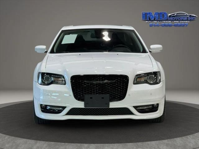 2023 Chrysler 300 Touring L