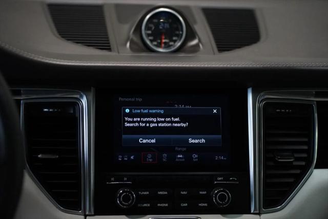 2018 Porsche Macan Base