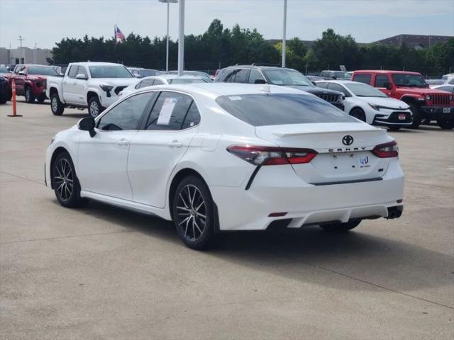 2024 Toyota Camry SE