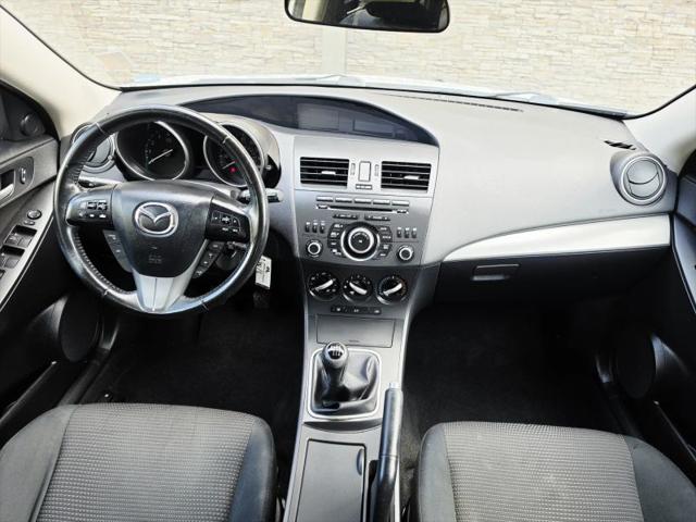2012 Mazda Mazda3 i Touring