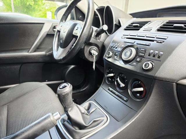 2012 Mazda Mazda3 i Touring