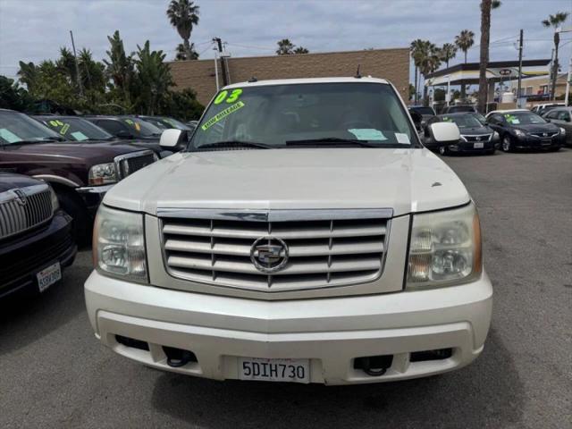 2003 Cadillac Escalade Standard