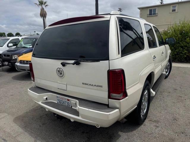2003 Cadillac Escalade Standard