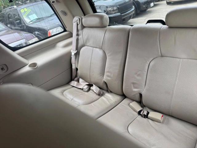 2003 Cadillac Escalade Standard