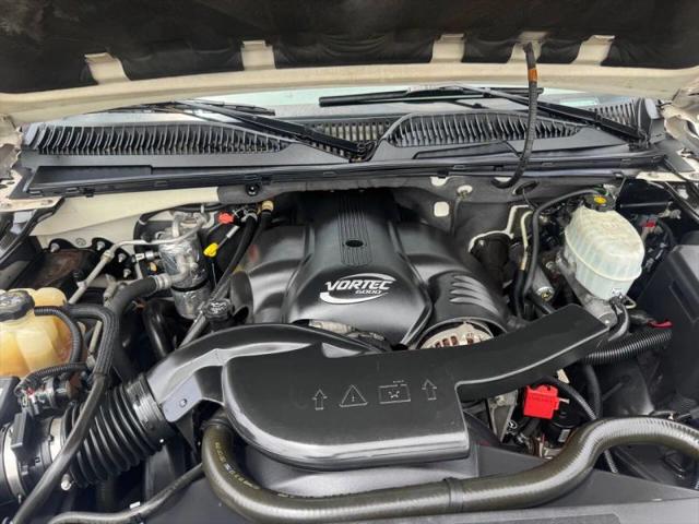 2003 Cadillac Escalade Standard