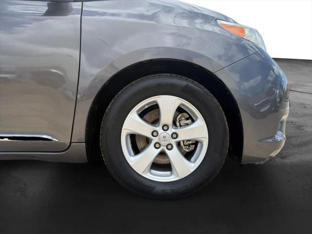2017 Toyota Sienna LE 8 Passenger