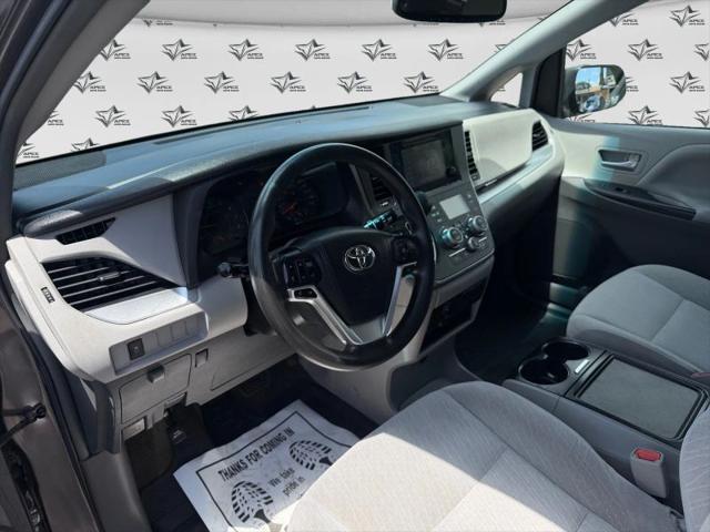 2017 Toyota Sienna LE 8 Passenger