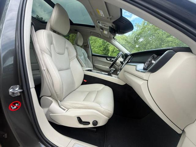2018 Volvo XC60 T5 Momentum
