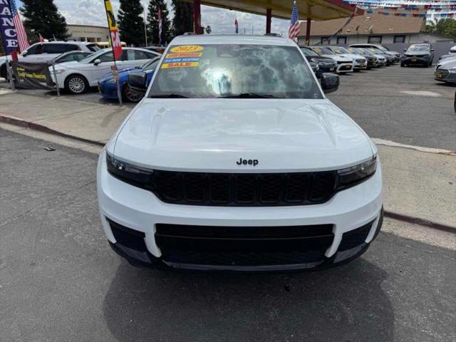 2023 Jeep Grand Cherokee L Altitude 4x2