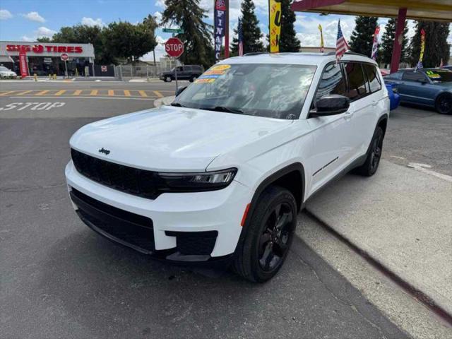2023 Jeep Grand Cherokee L Altitude 4x2