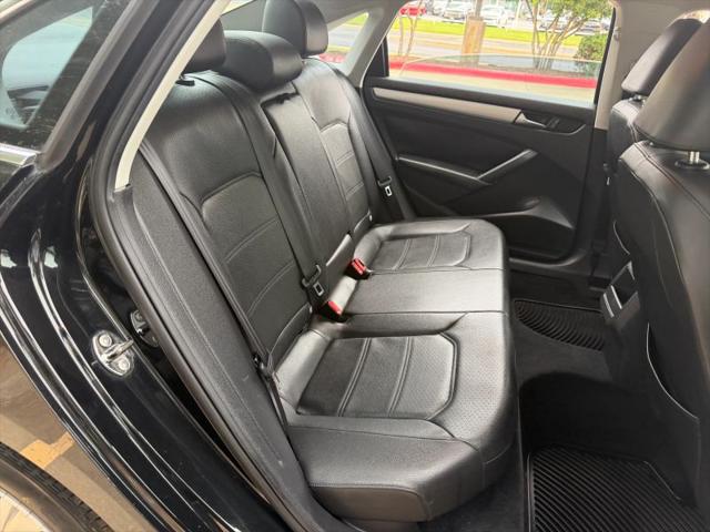 2012 Volkswagen Passat 2.5L SE