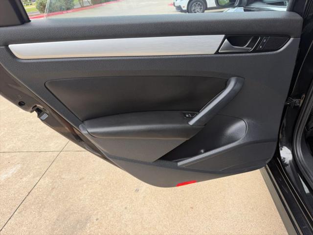 2012 Volkswagen Passat 2.5L SE
