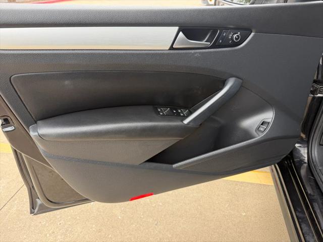 2012 Volkswagen Passat 2.5L SE