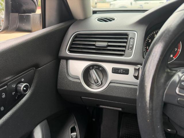 2012 Volkswagen Passat 2.5L SE