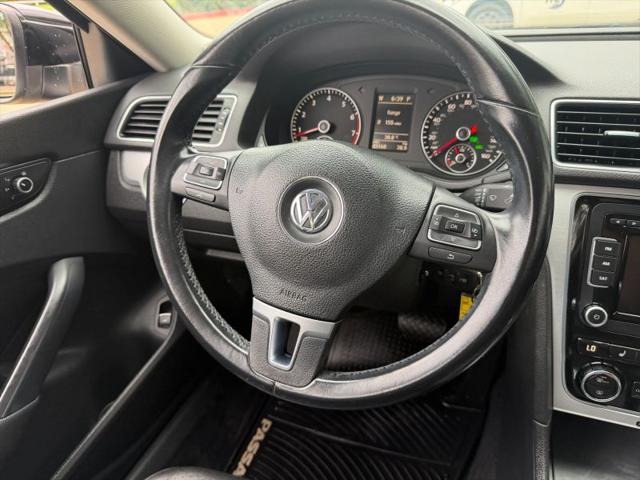 2012 Volkswagen Passat 2.5L SE